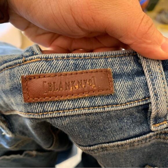 Blank NYC It’s Vintage Skinny Overalls Bibs - Picture 9 of 9